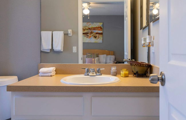 3BR Townhome Steps From Theme Parks Sleeps 6 - Foto 21