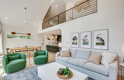 Dock and Fire Pit Cedar Creek Lakefront Retreat! - Foto 3