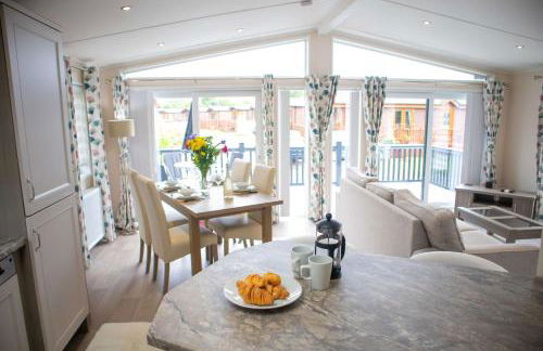 Penny Lodge with Hot Tub - Foto 7