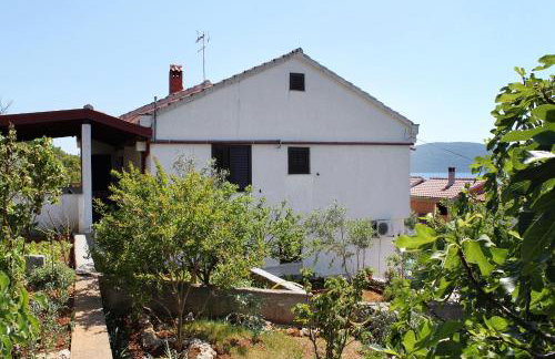 Apartments by the sea Brgulje, Molat - 6243 - Foto 6