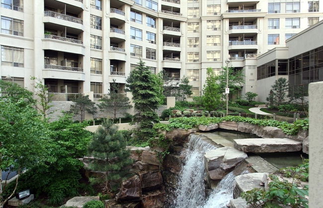 NAPA Furnished Suites Square One - Photo 22