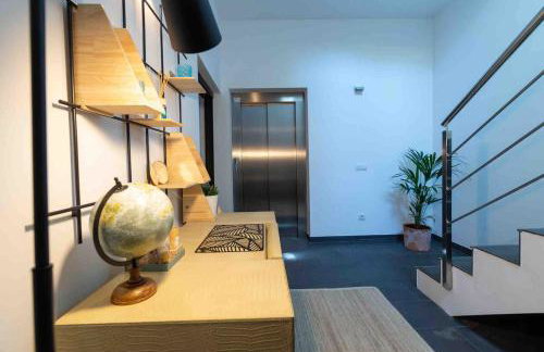 Idyllic 6 bed villa stunning sea view salt pool - Foto 50