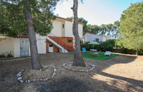 Beautiful Home In Calp With Wifi - Photo 10