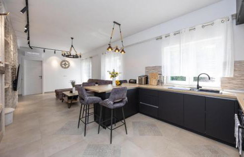 Lovely Home In Ostrvica - Photo 29