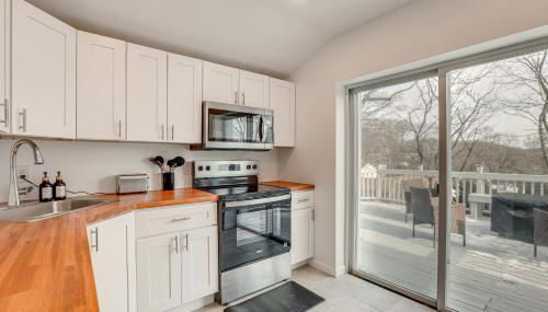 Home with Lake Views and Deck in New Jersey Highlands! - Foto 4