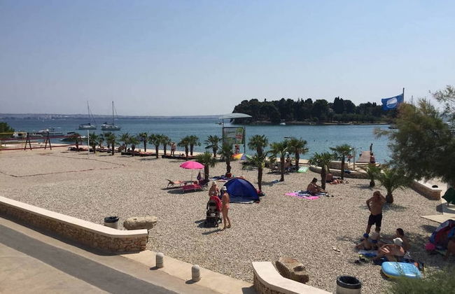 Step Away From The Beach 1-bedroom Apartment Lolov - Foto 21