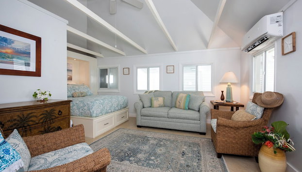 Harbour Island Haven: Newly Remodeled Cottage Near Pink Sands Beach - Foto 2, Habitación