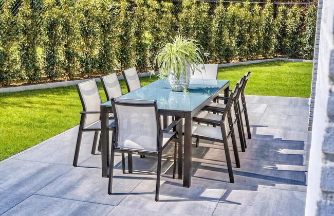 Beaunita: Luxe Stay in Hamont - Photo 20