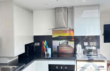 2 Bed-Sleeps 5-Free Parking-Pet Friendly - Foto 5