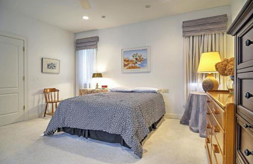 Elegant Riverfront Home with Expansive Views - Foto 14