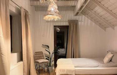 Leśny dom z basenem w okolicy Zegrza - Foto 45