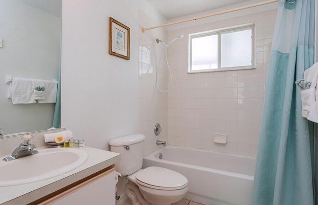 Villas at Island Club Community, Pools, Jacuzzi and More! - Photo 22