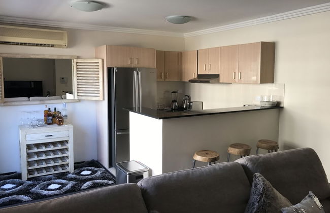 Sleek apartment Unit 87 - Photo 17