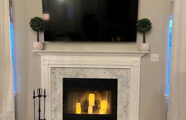 Luxurious Grand Park Family Home with Game Room and XBox - Foto 27