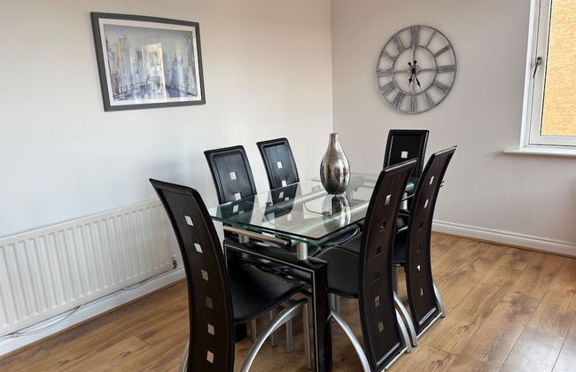 Glasgow City Escape - Spacious 3 Bedroom Apartment - Foto 23