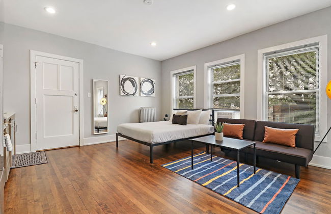 Modern Minimalist Studio Apt in Portage Park - Pensacola 3W - Foto 2