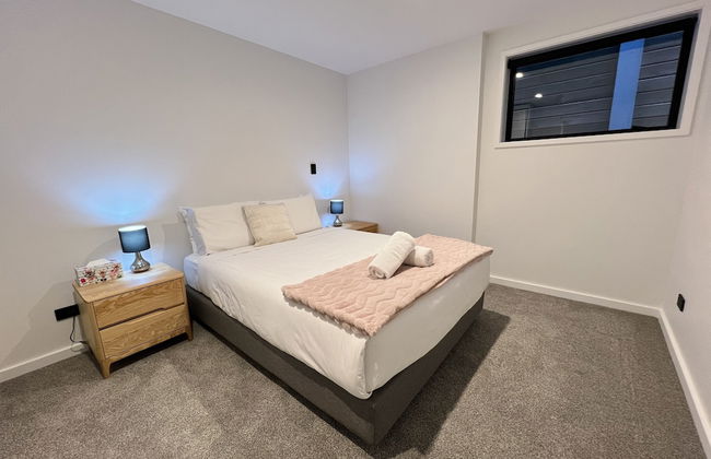 Stunning Lakeview QT Holiday House - Foto 6