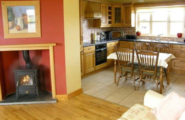 Scenic Estuary Way 3-bed Home in Labasheeda - Foto 5