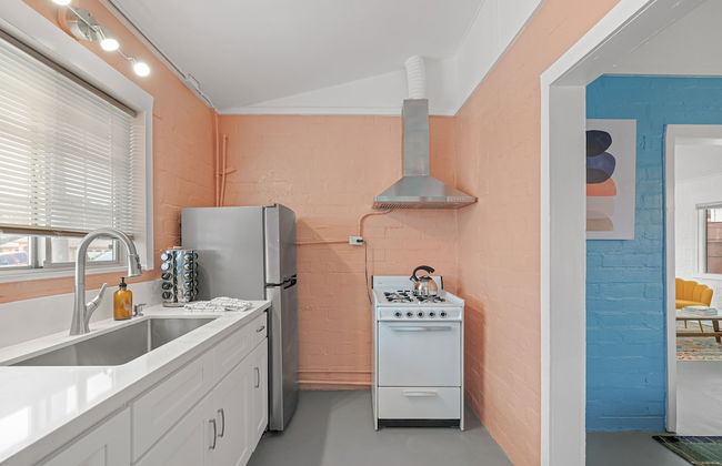 Fable by Avantstay 2 Unique Spaces w Bowling Hot Tub Fire Pit Large Yard - Photo 25