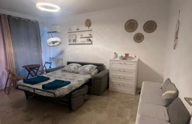 Studio cosy avec balcon, à 5 min de la mer Roquebrune-Cap-Martin et de Menton - Foto 2