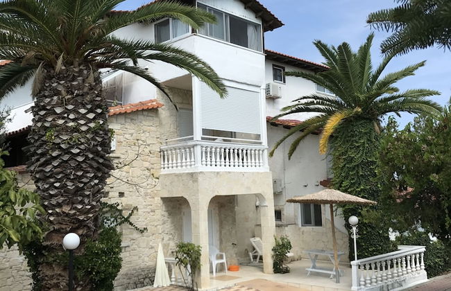 Villa George - Photo 5