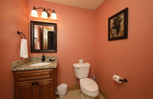 Splash Time Cinema - Six Bedroom Chalet - Photo 30