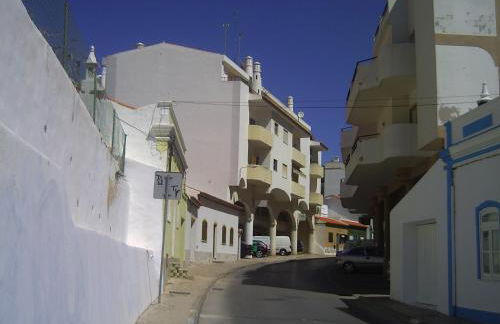 Apartamento com piscina perto da praia - Foto 8