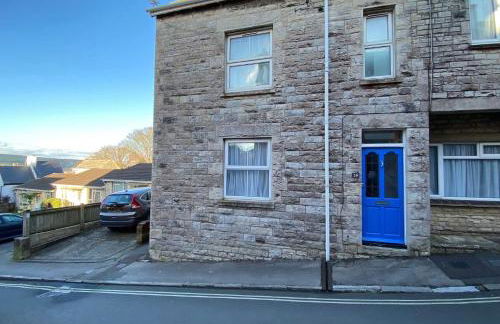 39 Queens Road - Photo 1