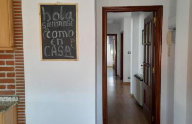 Amplio y céntrico piso en O Grove - Foto 2