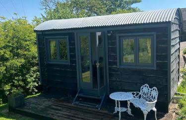Rhodes To Serenity - Mermaid Shepherds Hut - Foto 1