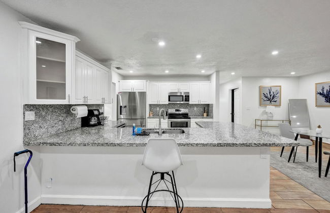 Villa Royale 4 BR Home w Pool & Hot Tub - Foto 21