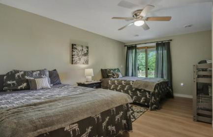 Lake And Trails Lodge Lake Access Sleeps 23 - Foto 50