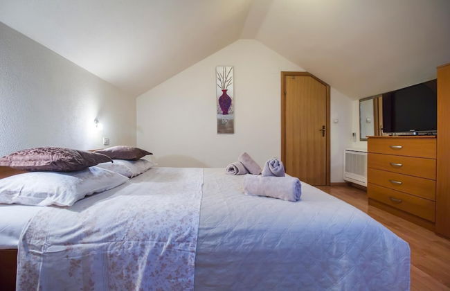 Apartments Selak - Photo 15