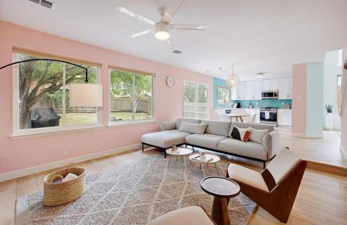 Modern Retreat Near Domain with Game Room and Gym - Foto 20