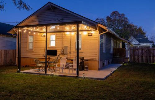 Cozy Downtown Seneca Bungalow - Foto 2