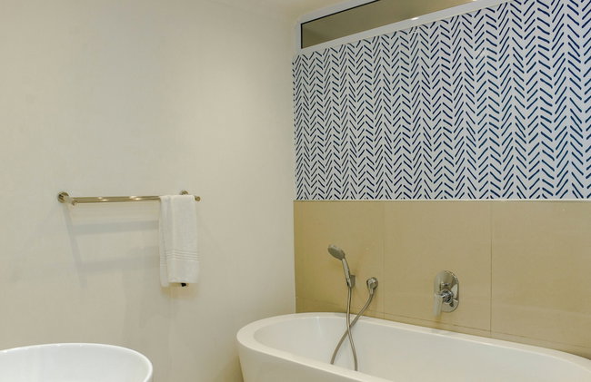 First Floor Apartment With Beautiful sea View - Photo 7