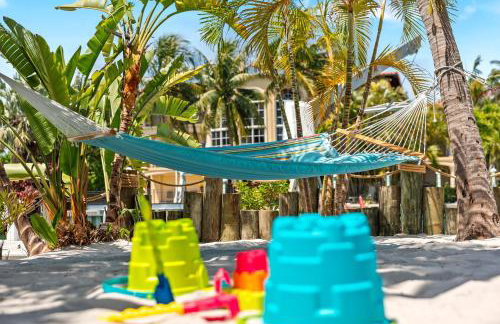 Grand Arenas - 120' Dock, HtdPool, Game Room, BBQ, Mini Golf,Baby Items - Foto 63