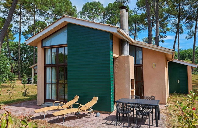 Villa in France With Private Garden - Photo 1