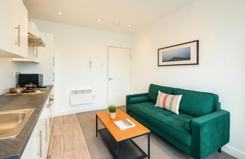 2 Bedroom Apartment Near City Centre, Uni & Parks! - Foto 1