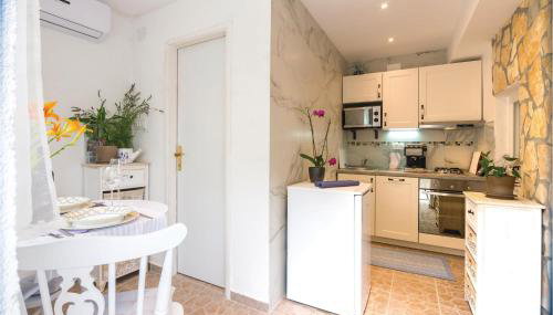 Nice Home In Krasica With Kitchen - Foto 3