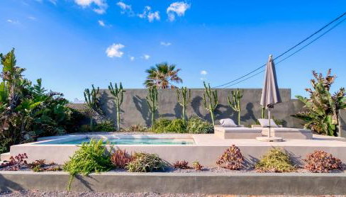 Einzigartige Villa in Paros mit Jacuzzi und Strandzugang - Foto 4, Garden