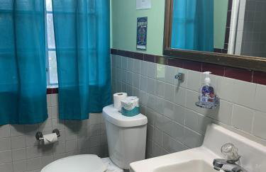 Charming Waterfront Cabin Cabin - Photo 26