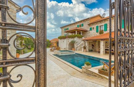 Rustic villa Kata with outdoor pool in Sveti Lovrec - Foto 10