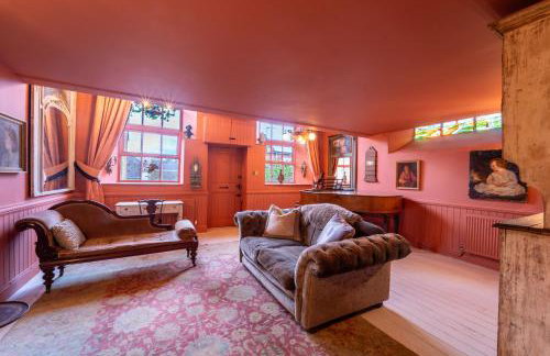 Unique renovated former chapel - Pass the Keys - Photo 18