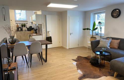 ☆FEWO ALTES KINO - MODERN - QUIET - 65M² - TV - NETFLIX - WLAN☆ - Foto 10