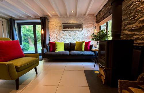 Sunridge Fishing Lodge with Hot Tub & Giant Cinema - Foto 15