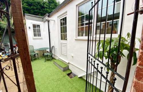 18th Century Oak Beamed Cosy Cottage - Foto 11