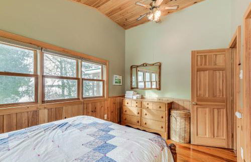 Waterfront North Hero Home with Screened Porch - Foto 18