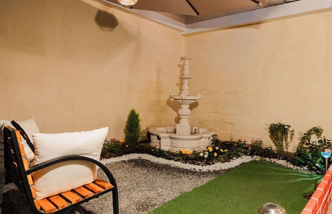 Gold House - Photo 27