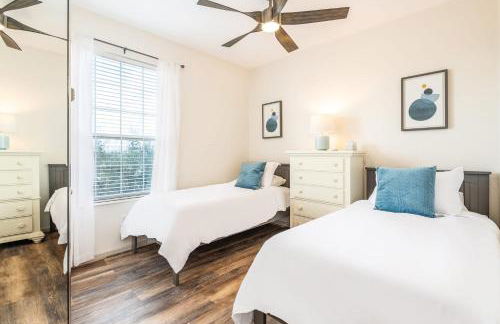 Pool*Top Floor*Forest Views*Balcony*VistaCay - Foto 14